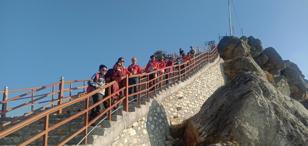 Chandarshila Hike Homestay Ukhimath Екстер'єр фото