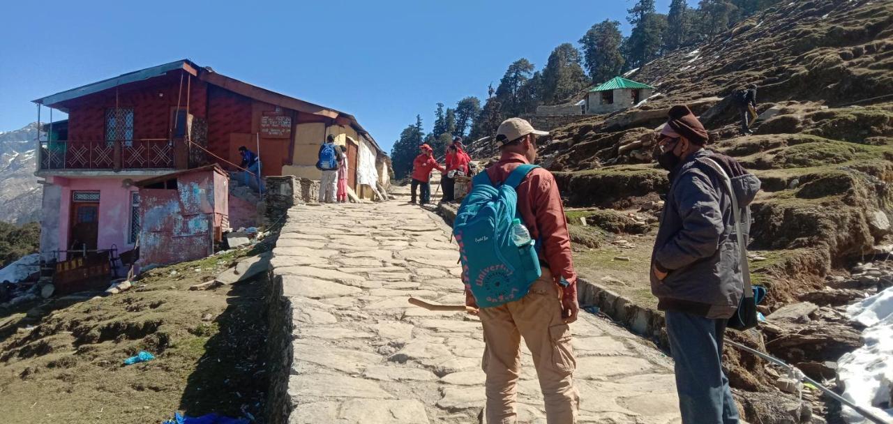 Chandarshila Hike Homestay Ukhimath Екстер'єр фото